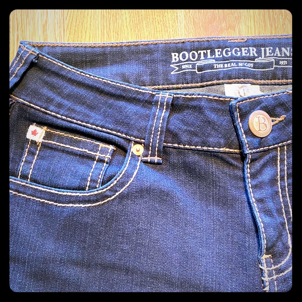Bootlegger Capri Jeans